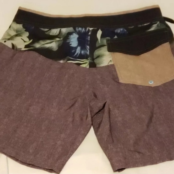 Men's OPFLEX Grey Swimming Trunks Sz 30. Great condition. - Picture 2 of 7